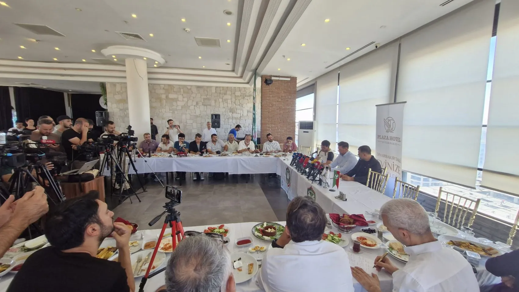 Amedspor'da Hasi dönemi Sahada ter dökecek oyuncu arıyoruz