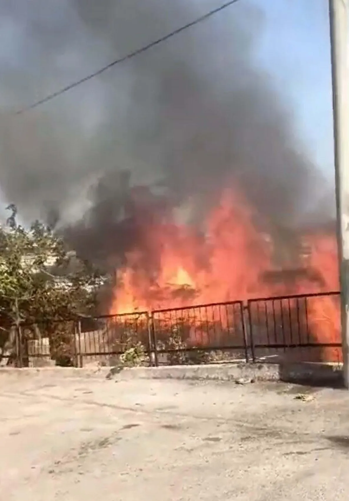 İzmir'deki yangında yürek yakan fedakarlık