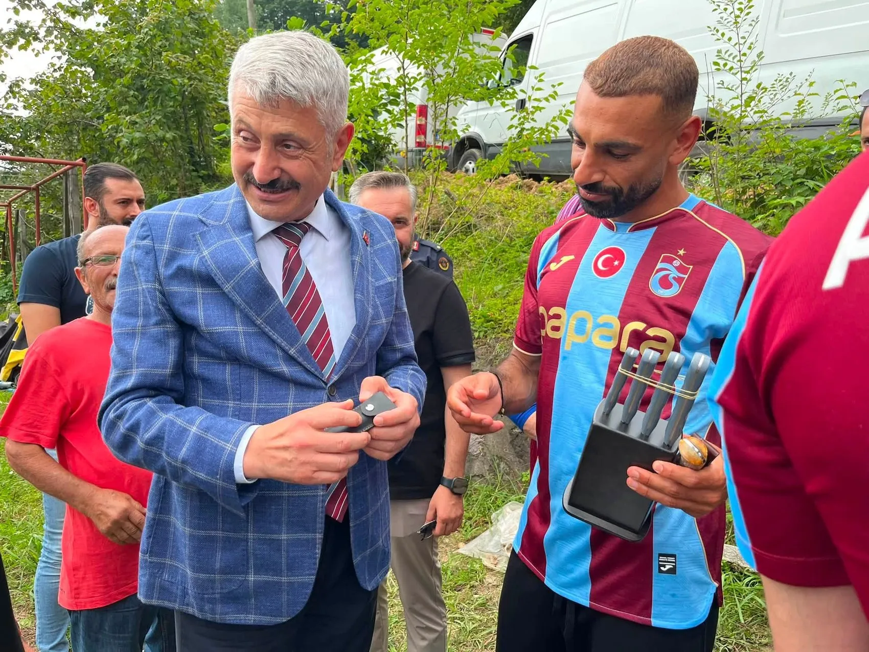 Trabzon'un Belediye Başkanından Salah'a iklim dostu arazi teklifi