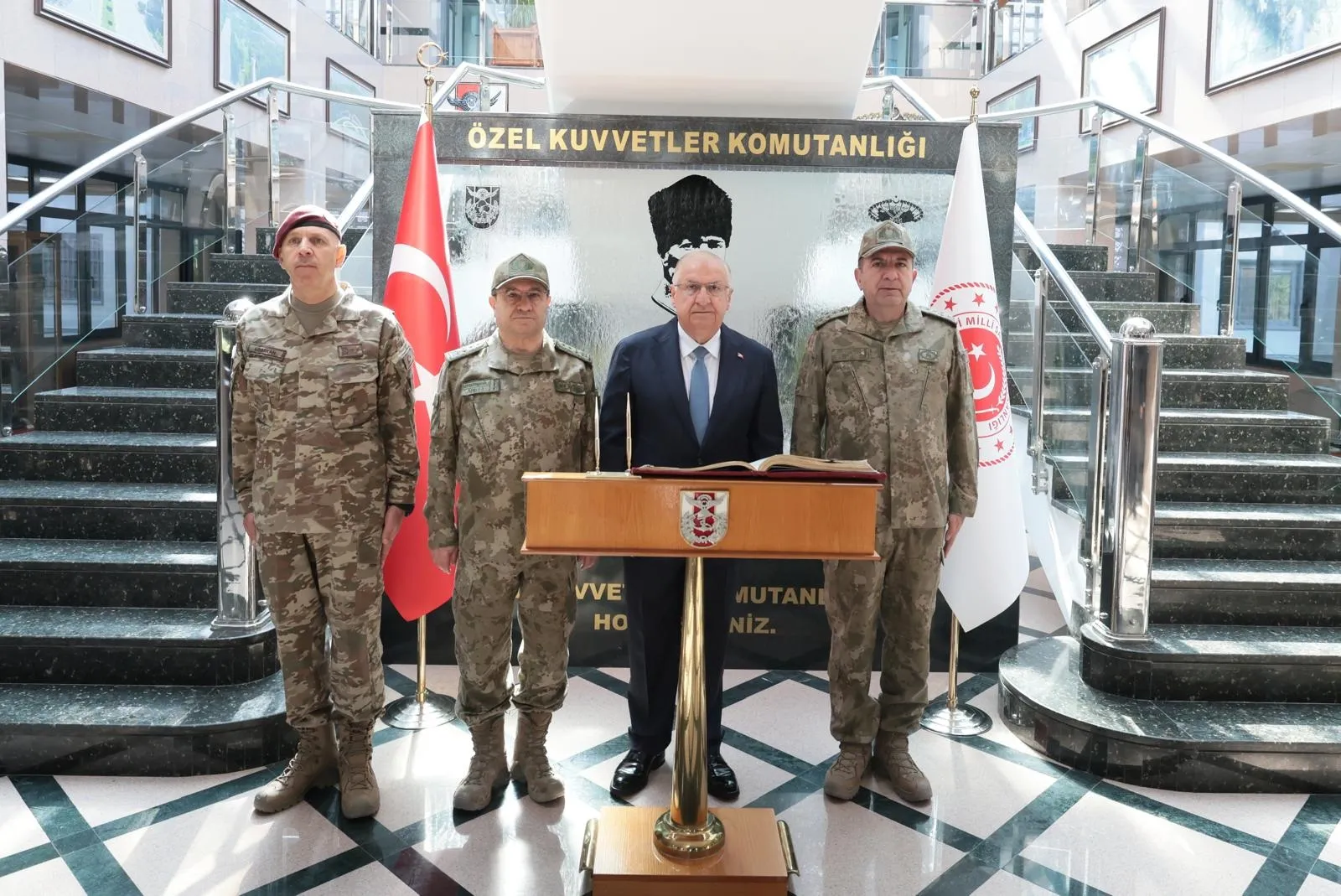 Bordo bereliler yeni mezunlarını verdi