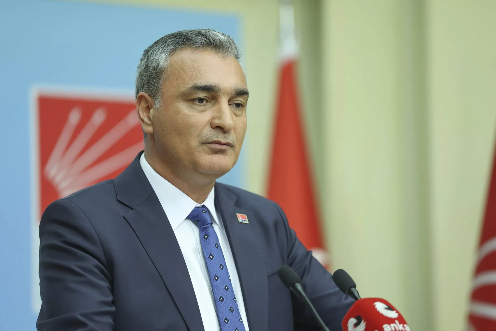 CHP'de şok tasfiye 49 isim disipline gönderildi