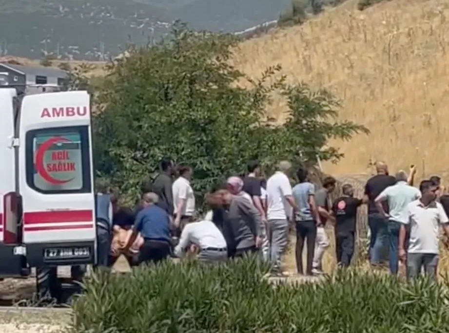 Gaziantep Nurdağı yolunda feci kaza 2 can kaybı