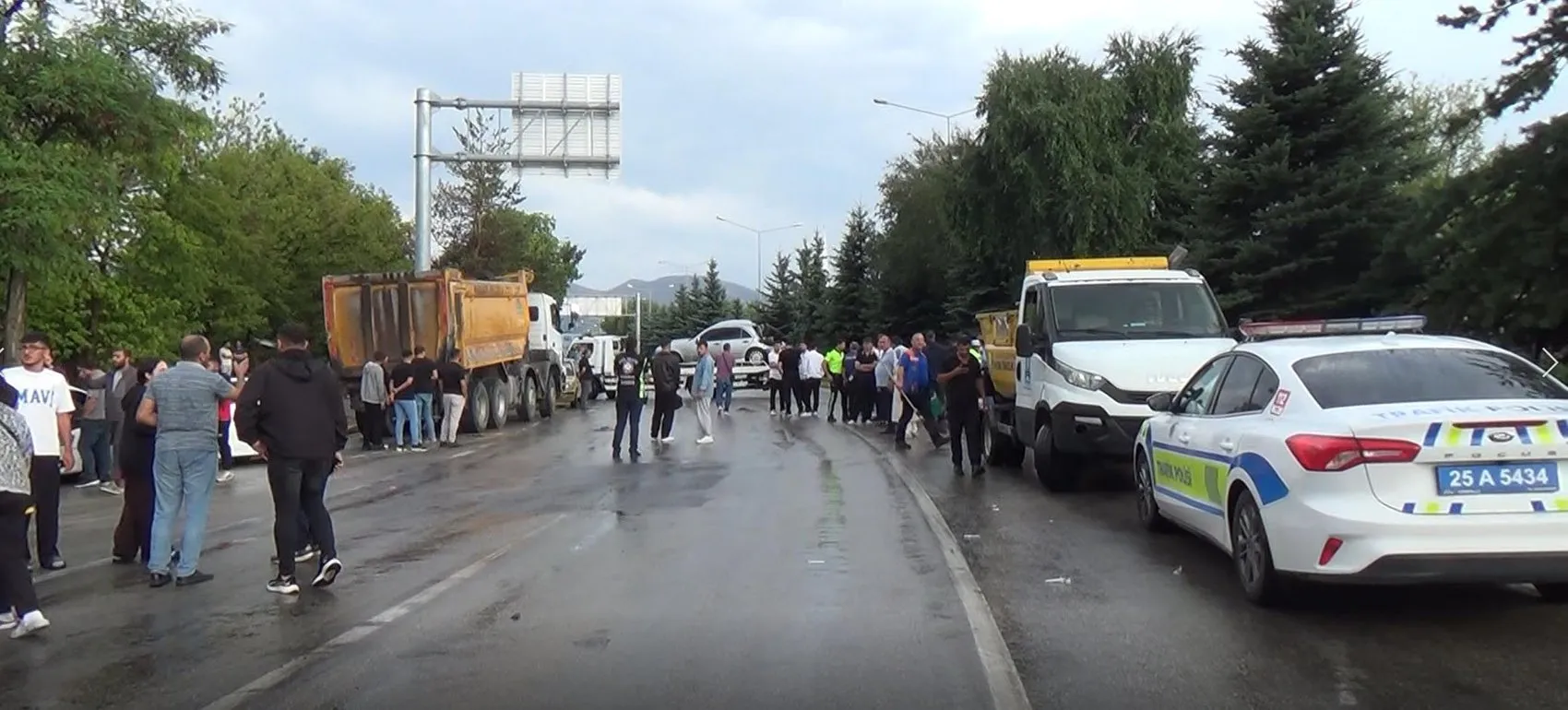 Erzurum’da yağmur kazaya davetiye çıkardı