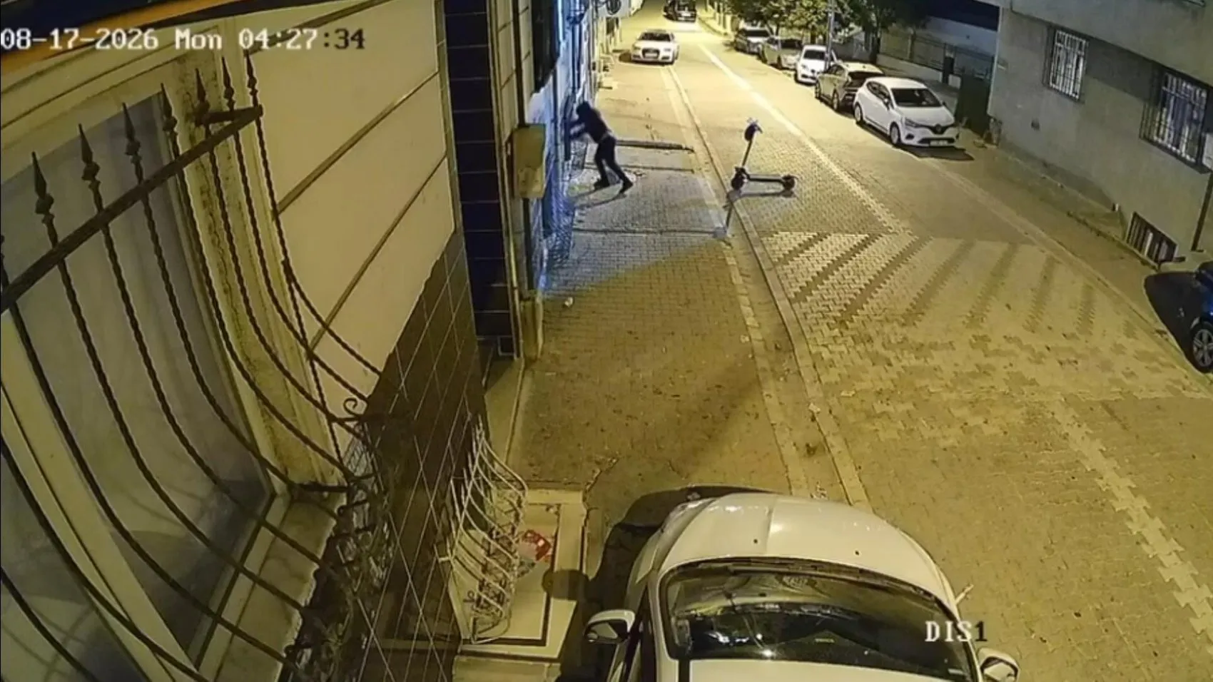 Esenyurt’ta dehşet saçan kundakçı yakalandı