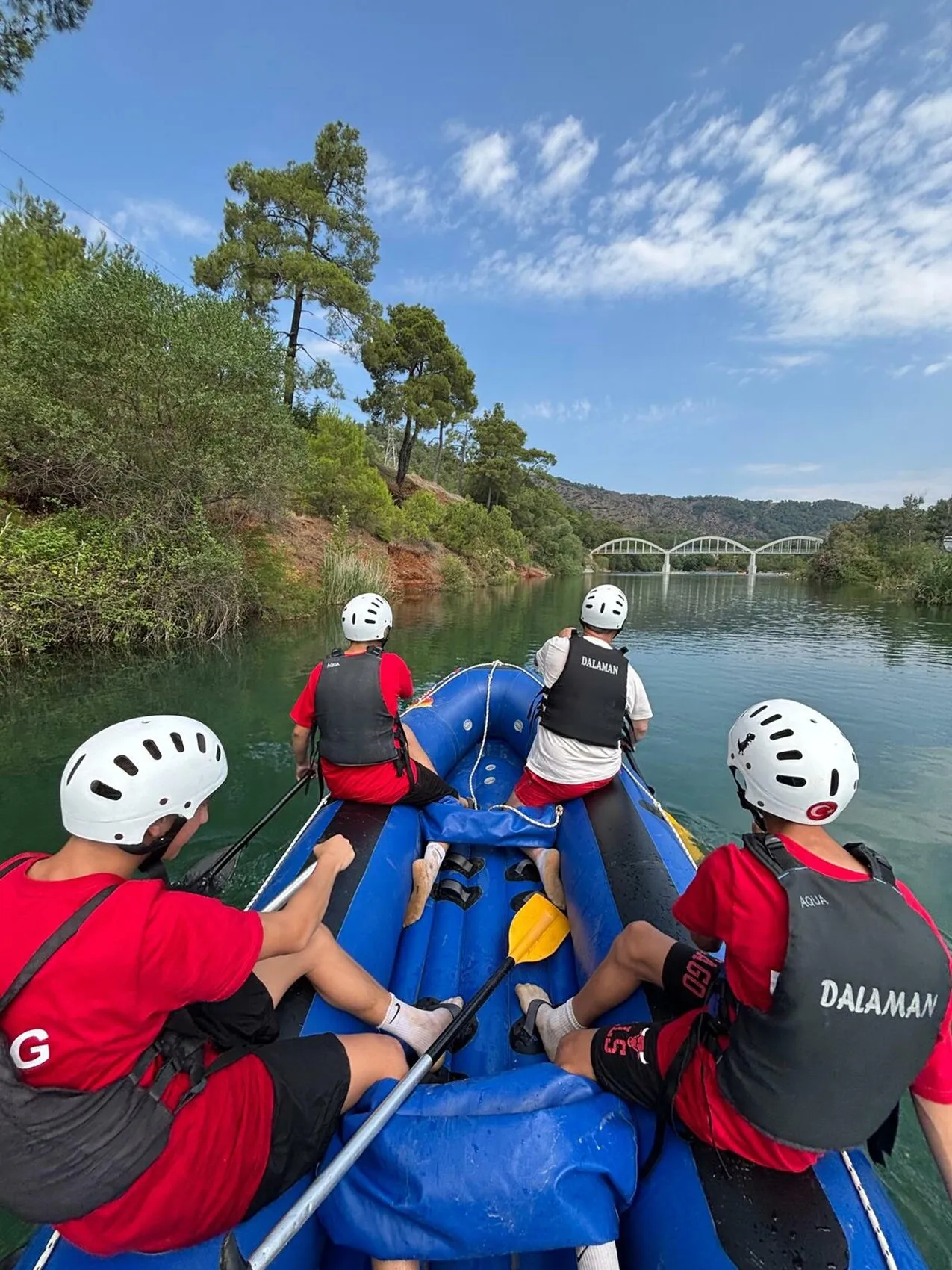 Dalamanlı öğrencilerin rafting başarısı teknoloji bağımlılığını bitirdi