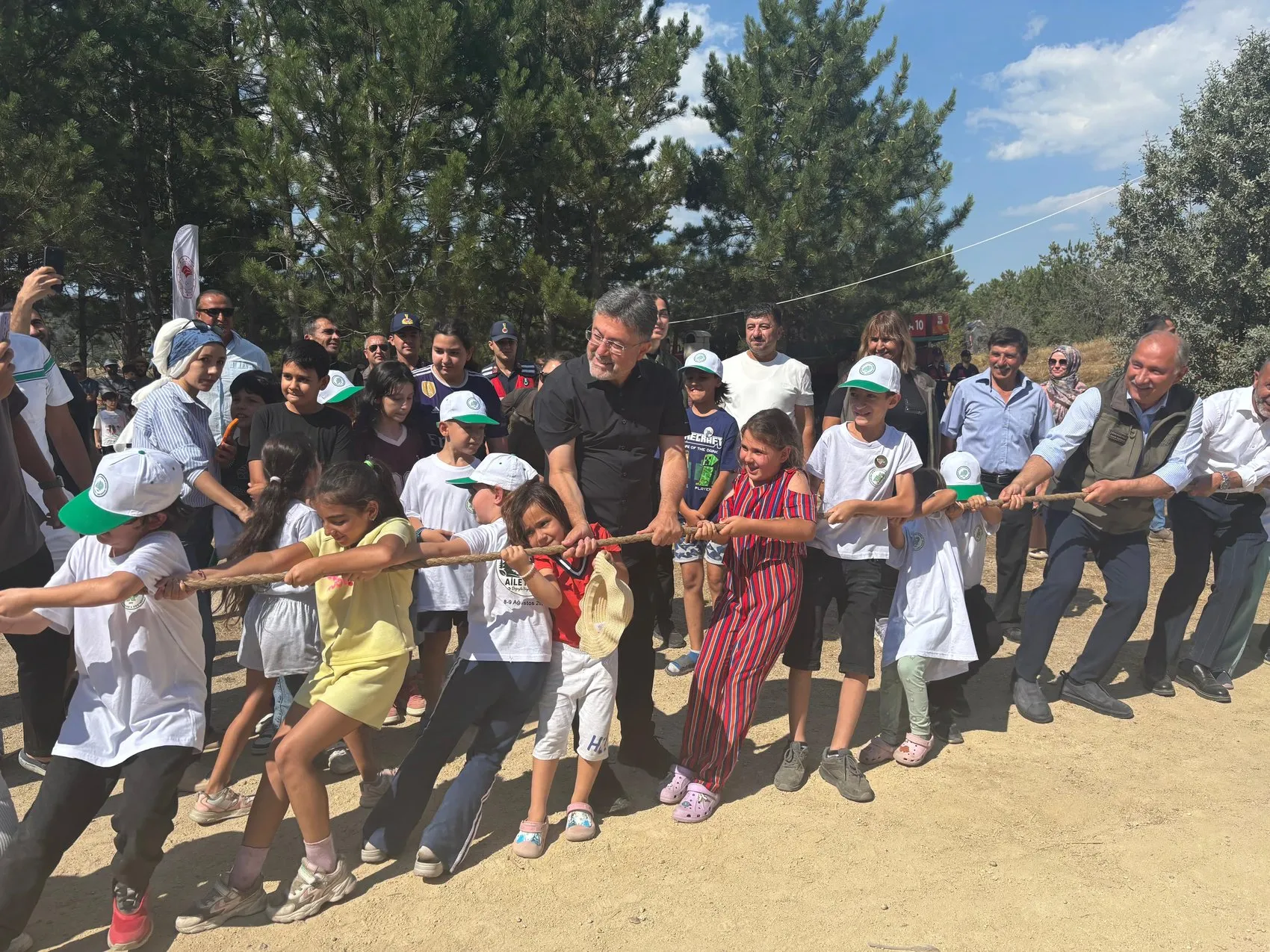 Ekranı kapatan çocuklar için 81 ilde doğa seferberliği