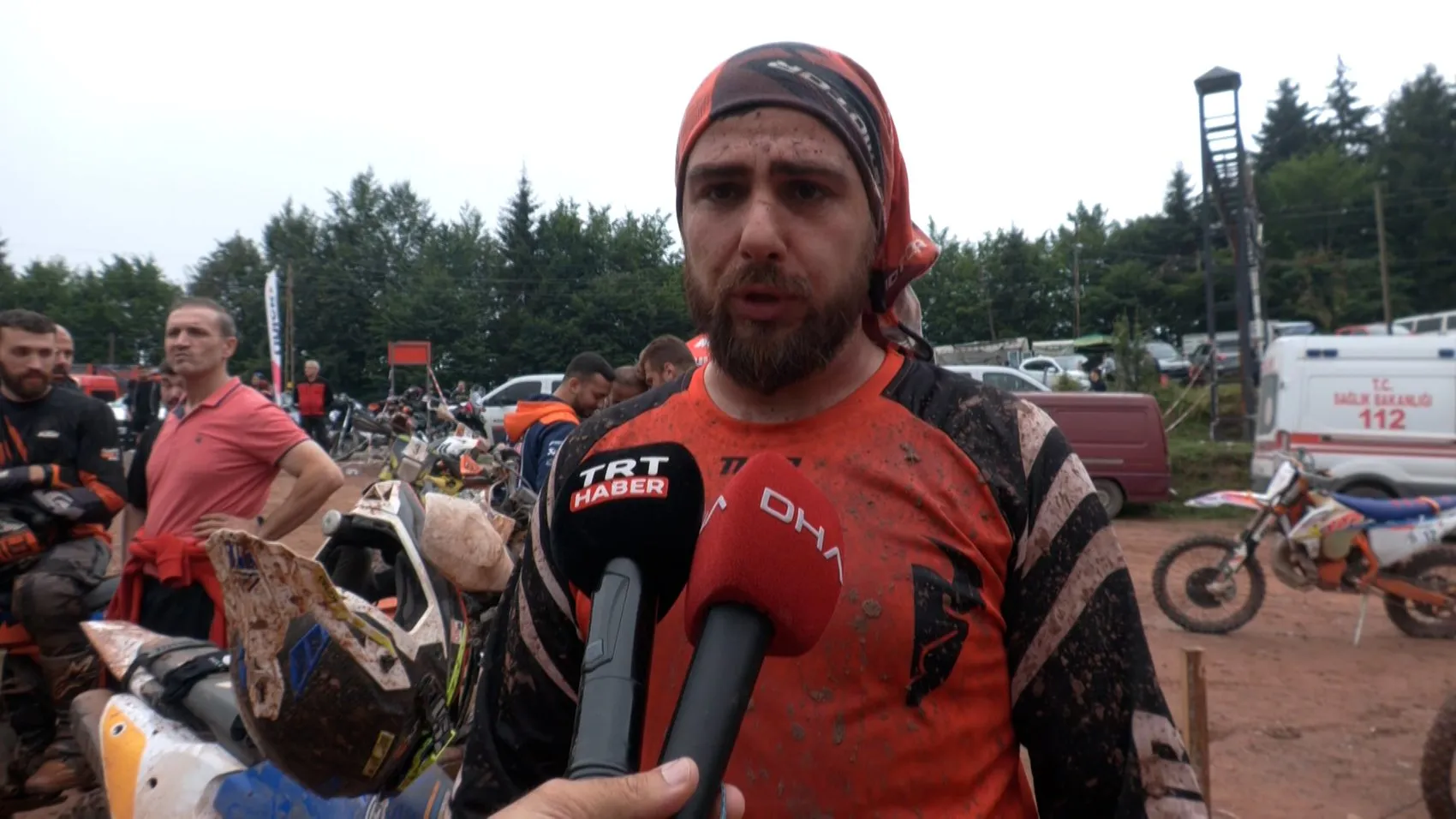 Artvin’in zirvesinde çamur ve adrenalin dolu enduro kapışması