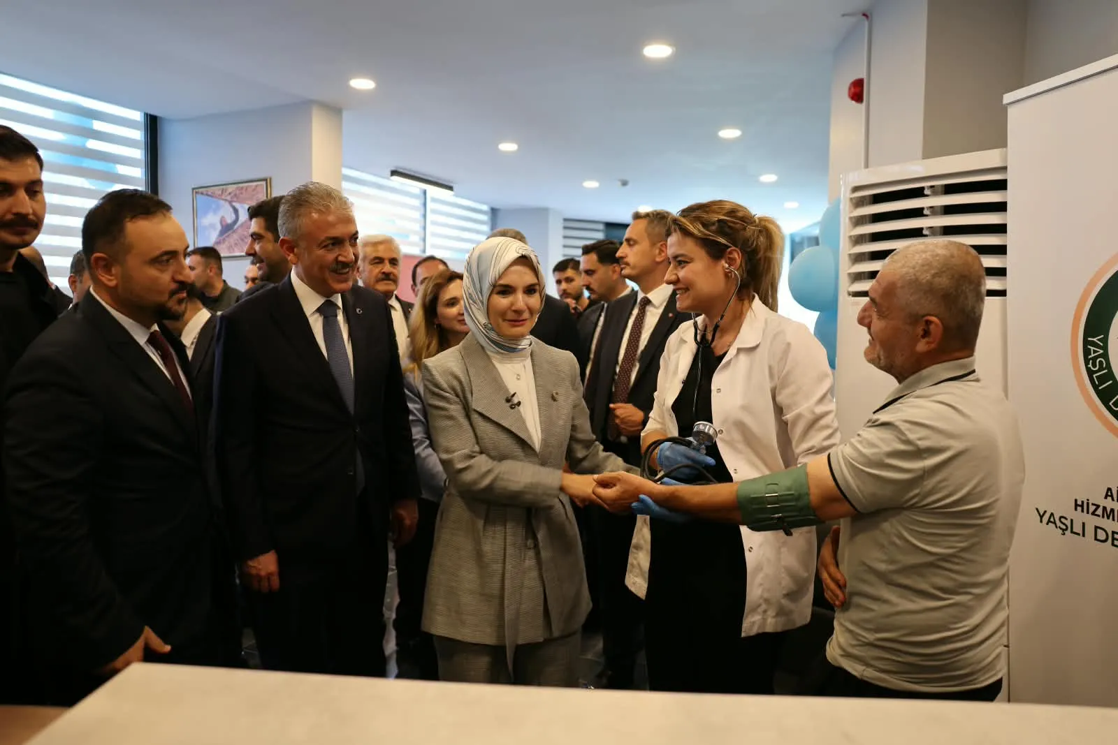 Mardin'de Bakan Göktaş'tan kadın ve aile merkezlerine tam destek