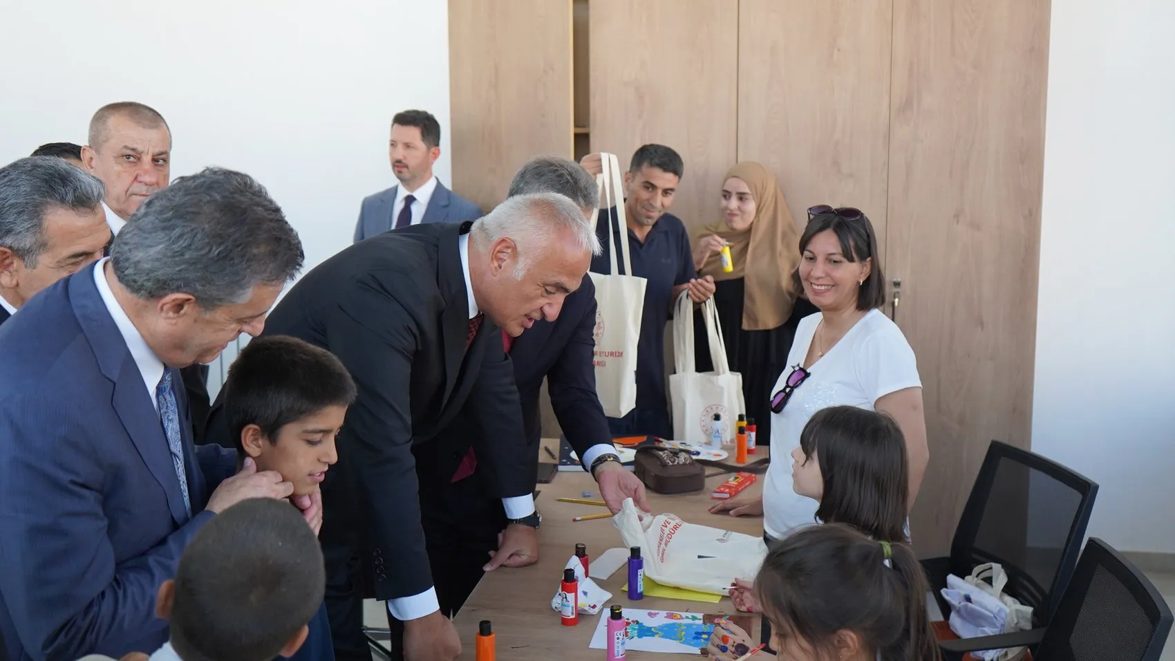 Şırnak dev kütüphanesine kapılarını açtı
