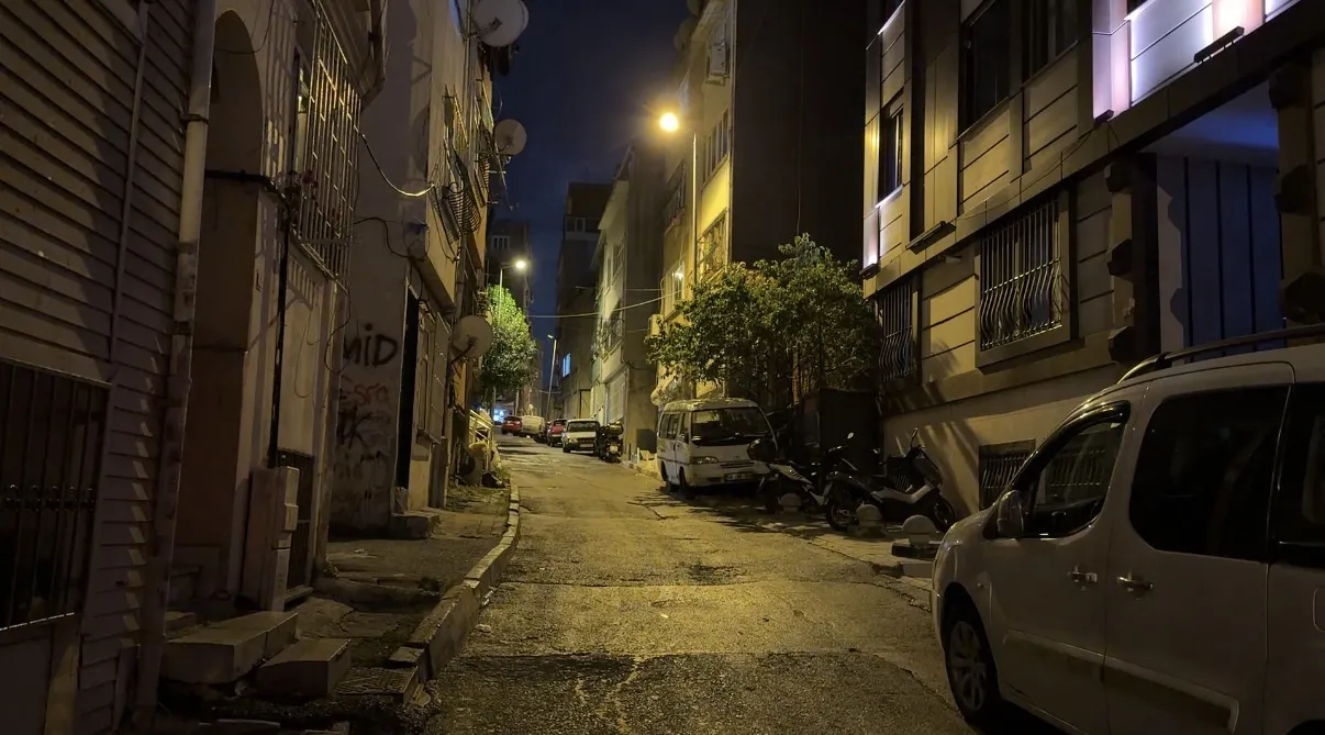 Beyoğlu’nda yaşayan İtalyan profesör evinde hayatını kaybetti