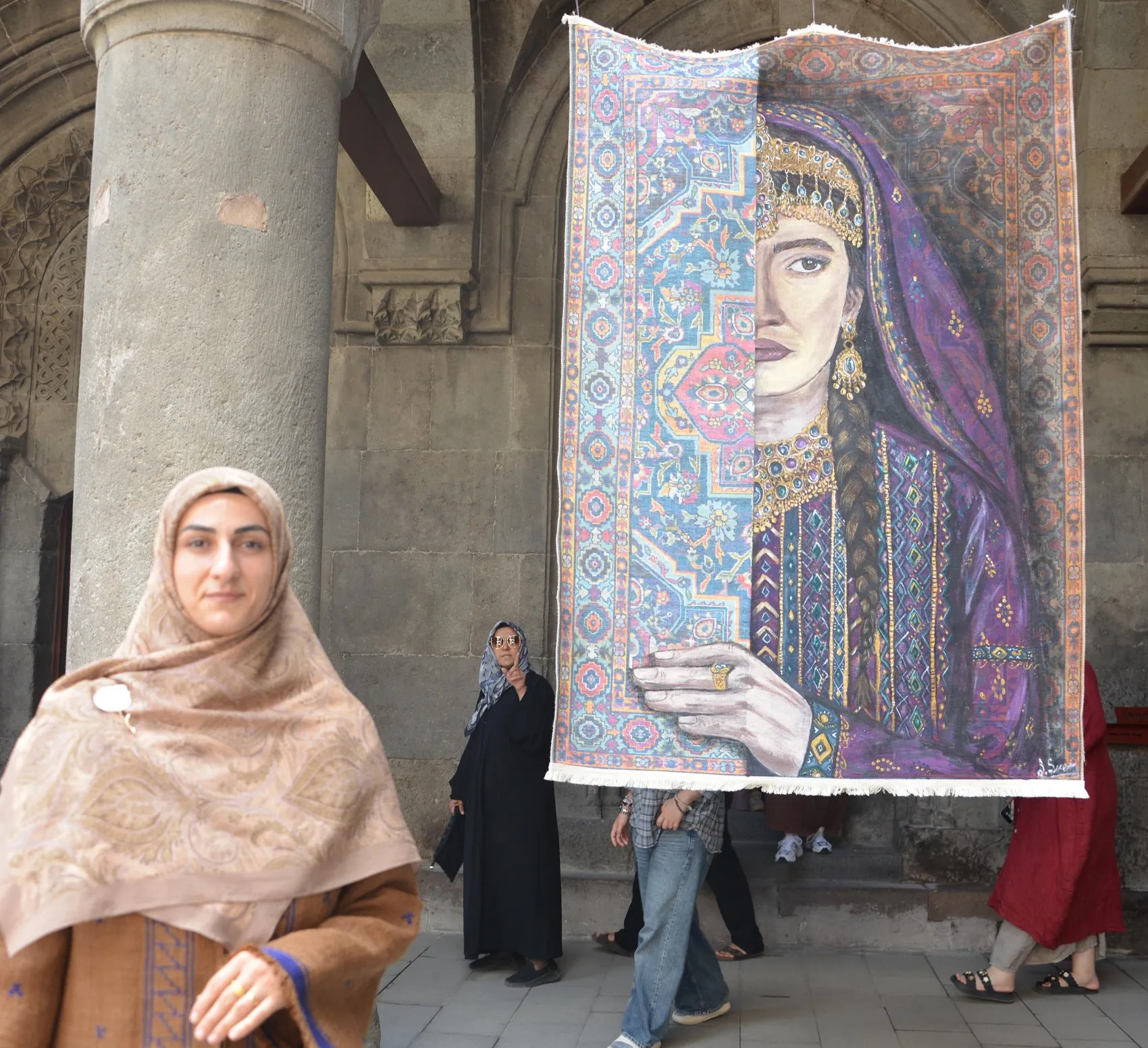 Erzurumlu öğretmenin kilim üzerindeki sanatsal yolculuğu