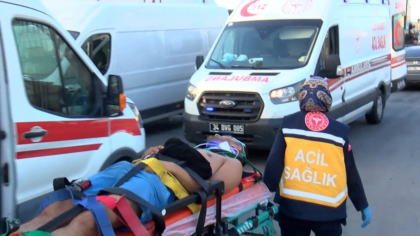Tuzla’da otluk alanda başlayan yangın yatları küle çevirdi