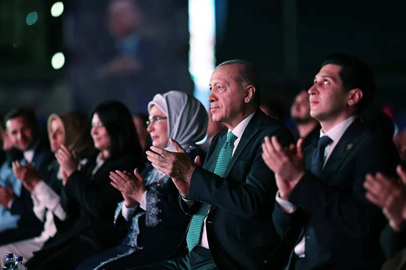 AK Parti 25 yaşında Erdoğan yeni dönemin mesajını verdi