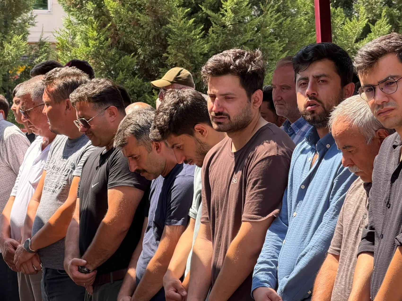 Ankara'daki feci kazada hayatını kaybeden öğretmen son yolculuğuna uğurlandı