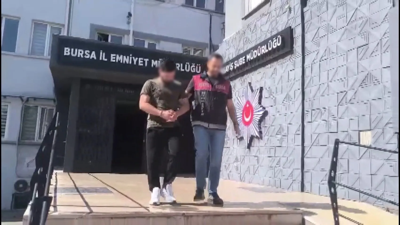 250 saatlik görüntü izlendi: 3,5 milyonluk vurgun yapan hırsızın kaçışı kısa sürdü