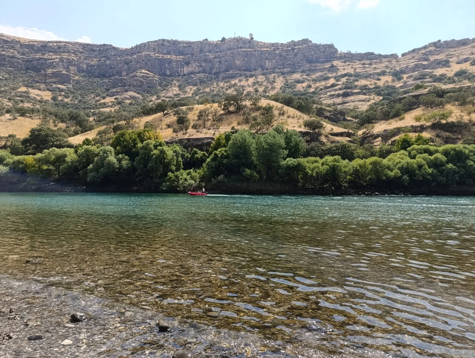 İdil'de serinlemek için nehre giren genç kadın boğuldu