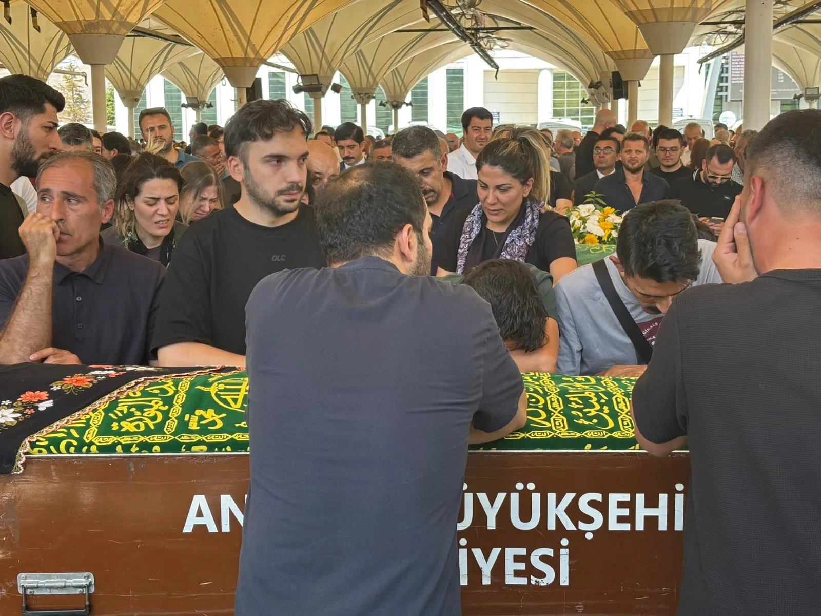 HSK Başmüfettişi'nin kızı ve kayınpederi kazada hayatını kaybetti