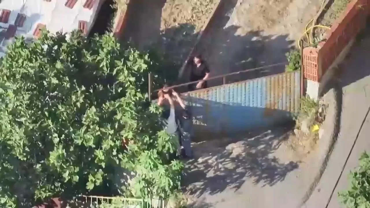 Maltepe'de 15 yıl hapis cezası olan firari havadan izlenerek yakalandı