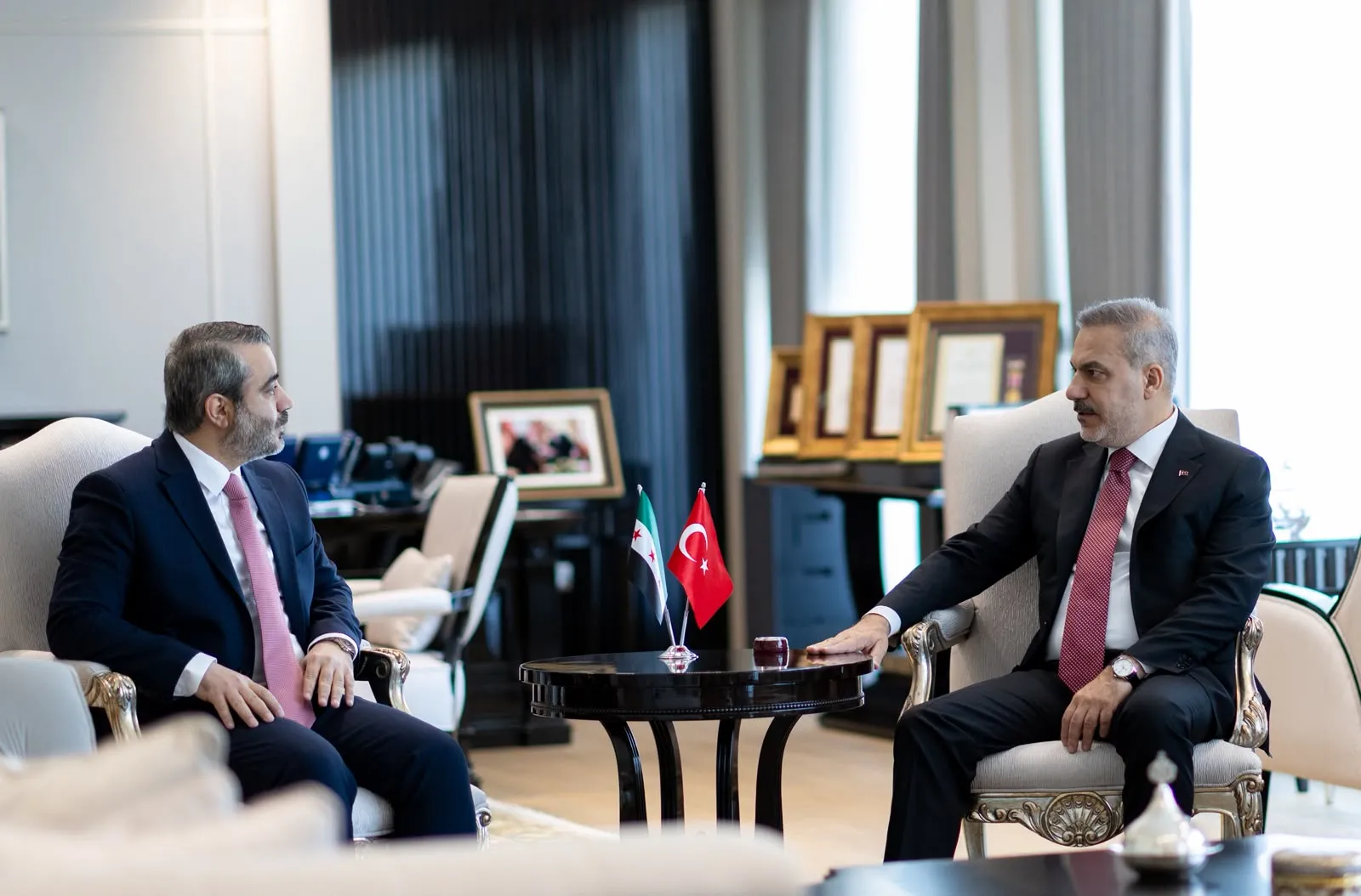 Hakan Fidan ve Suriyeli mevkidaşı Ankara'da masaya oturdu