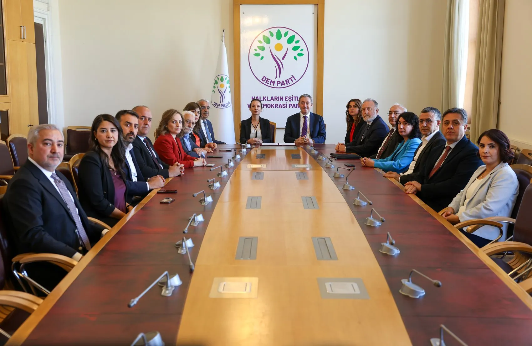 DEM Parti kanadından çözüm süreci için yasal adım
