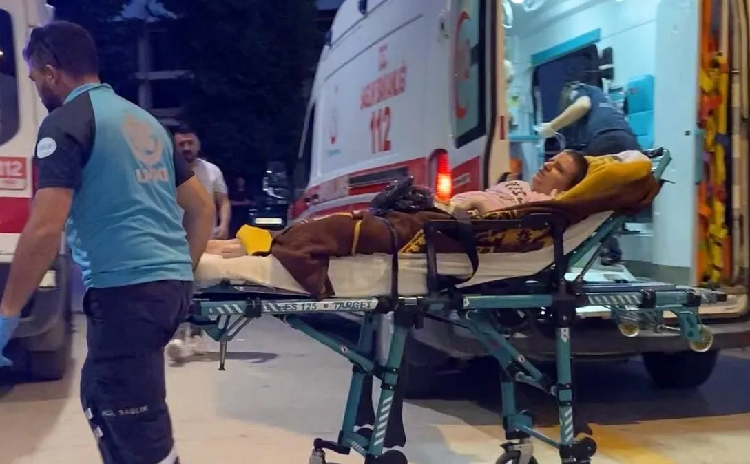 İnegöl'de ev yangını Anne ve engelli kızı son anda kurtarıldı