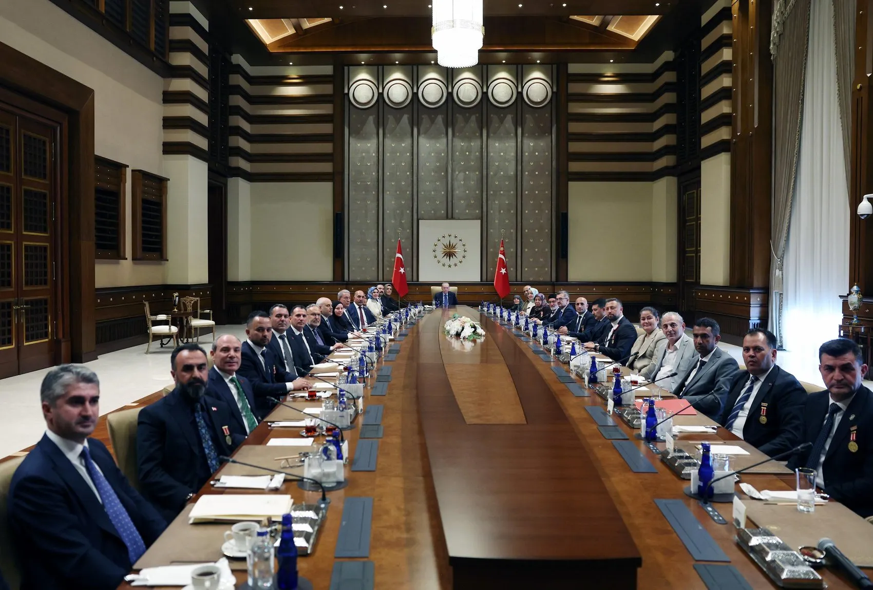 Cumhurbaşkanı Erdoğan şehit aileleri ve gazilerle bir araya geldi