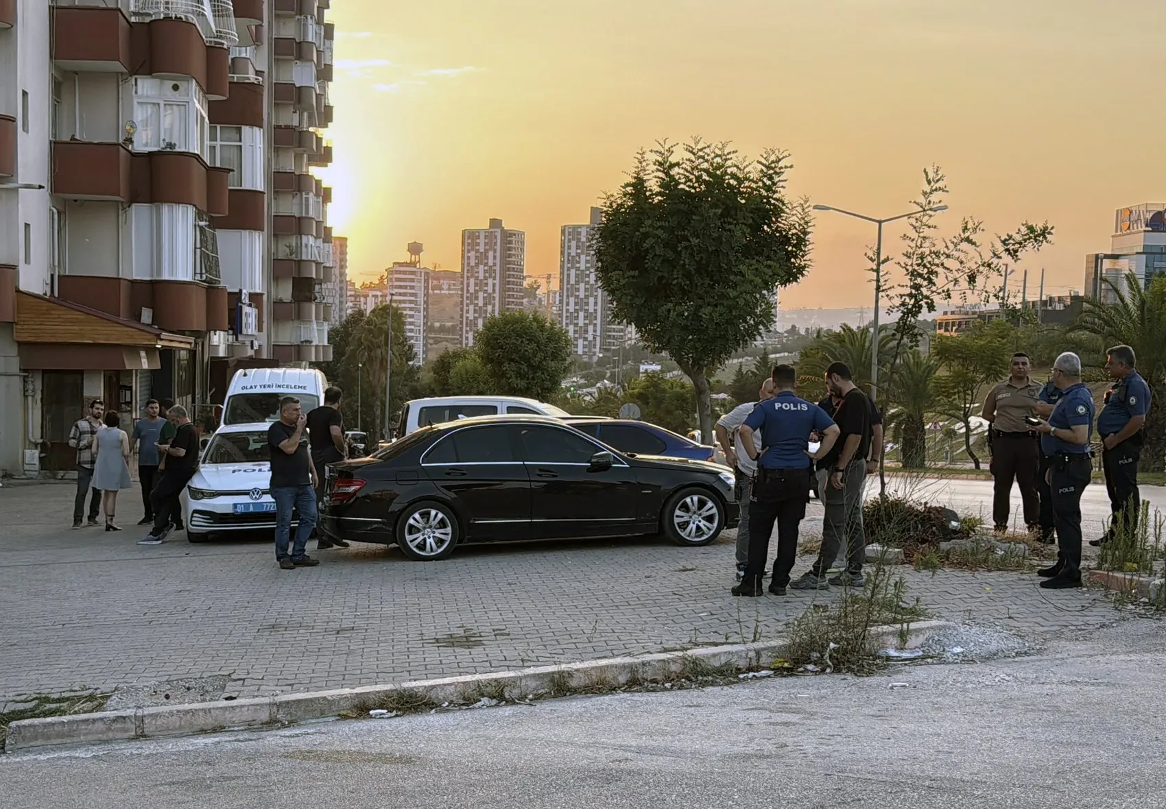 Adana’da kanlı hesaplaşma Baba ve oğlu hayatını kaybetti