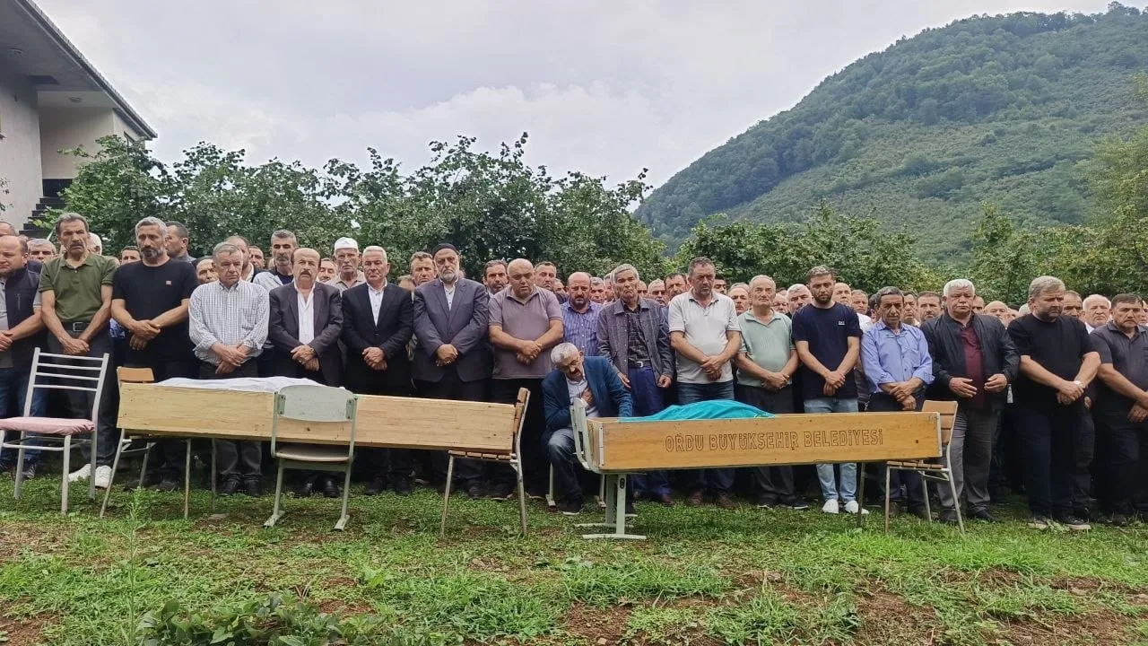 Fındık bahçesinde 30 metreden düşen iki bacı, dere kenarında ölü bulundu