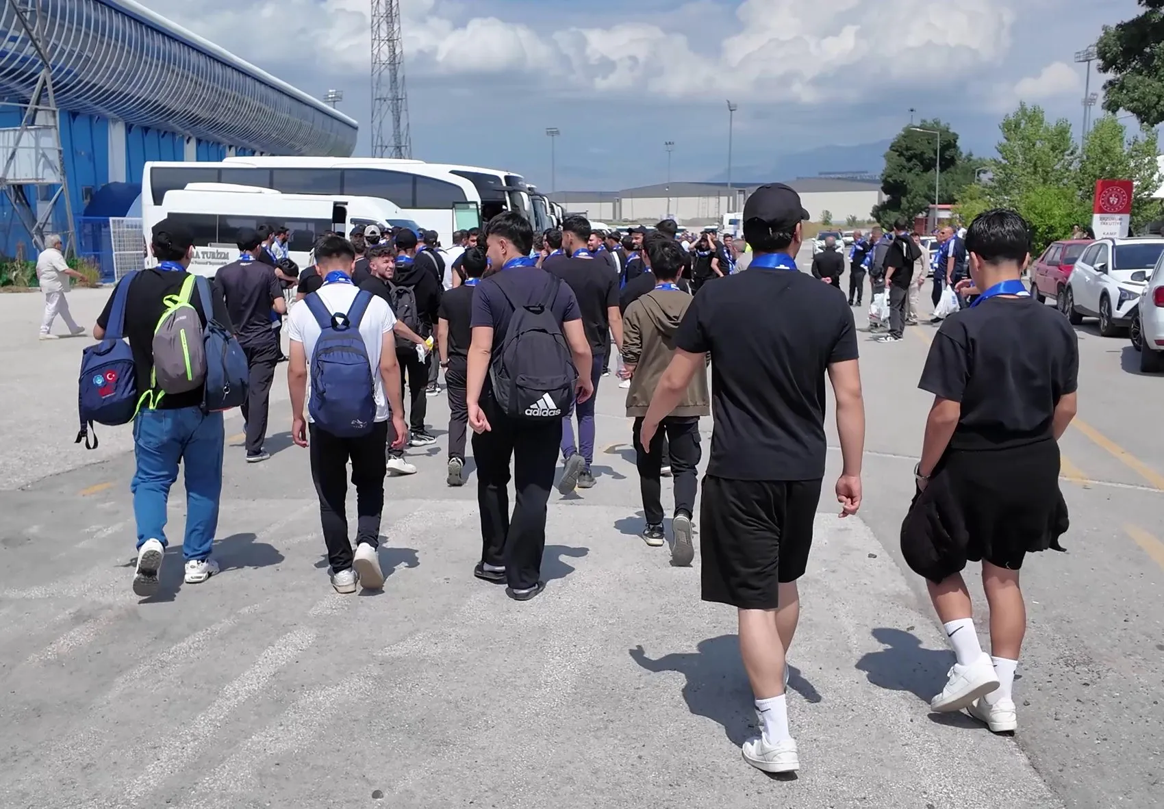 Erzurumspor taraftarı Diyarbakır yolunda