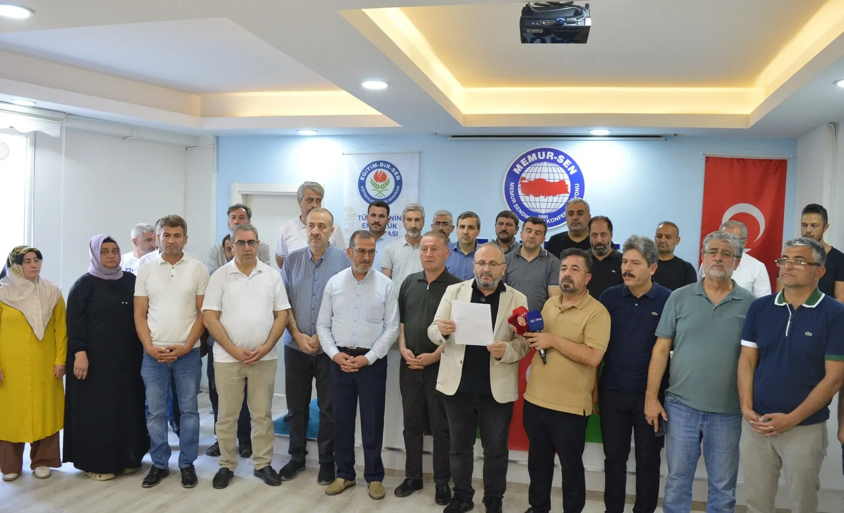 Mardinli STK temsilcilerinden Meclis kararına tam destek