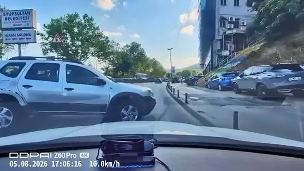 İstanbul trafiğinde korna kavgası Sürücüyü ölümle tehdit etti
