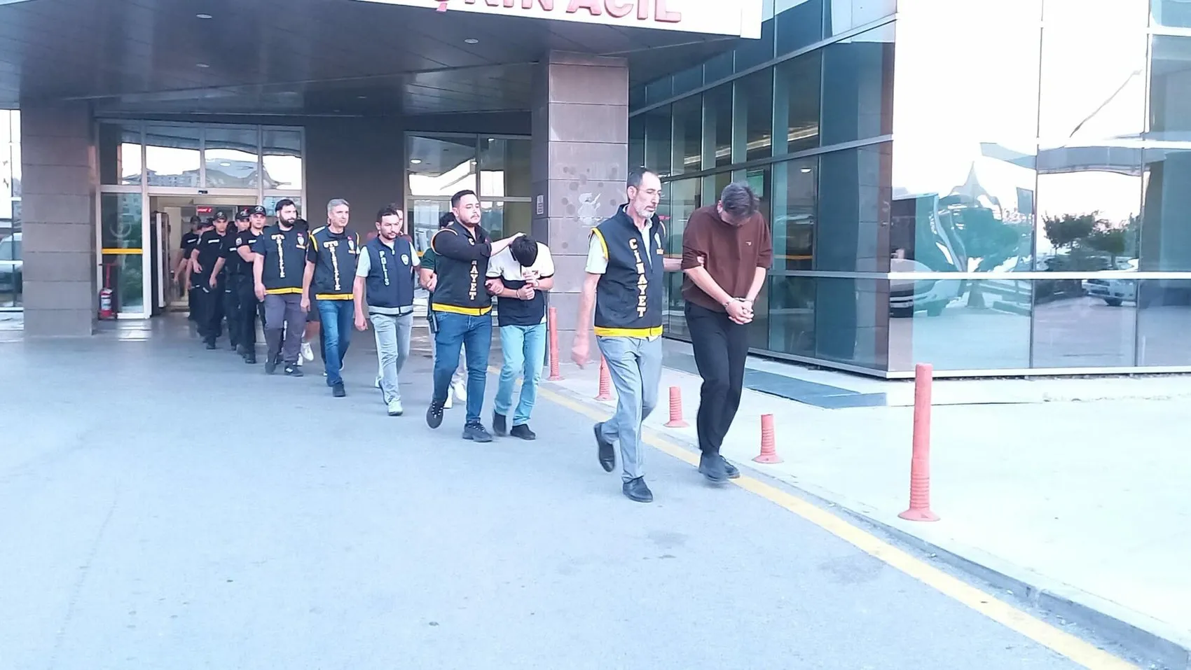 Manisa merkezli büyük kripto operasyonunda 39 kişi hakim karşısında