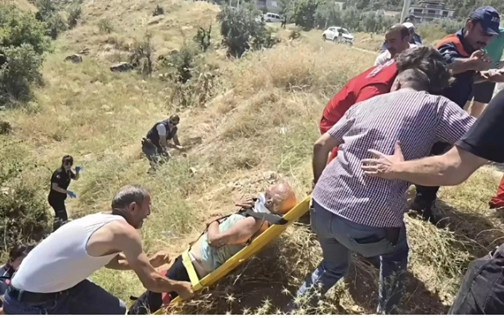 Alzheimer hastası 32 saat dere yatağında kaldı, dron buldu