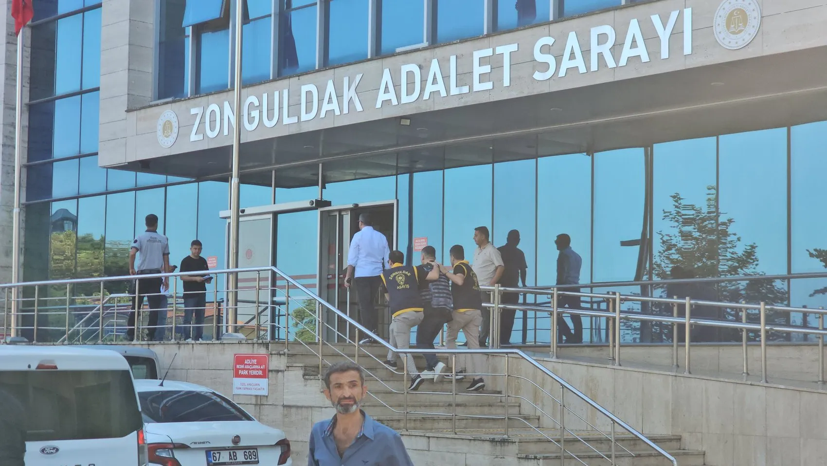 Kelepçeyi Kırıp Kaçan Cinayet Azmettiricisi Zonguldak'ta Yakalandı