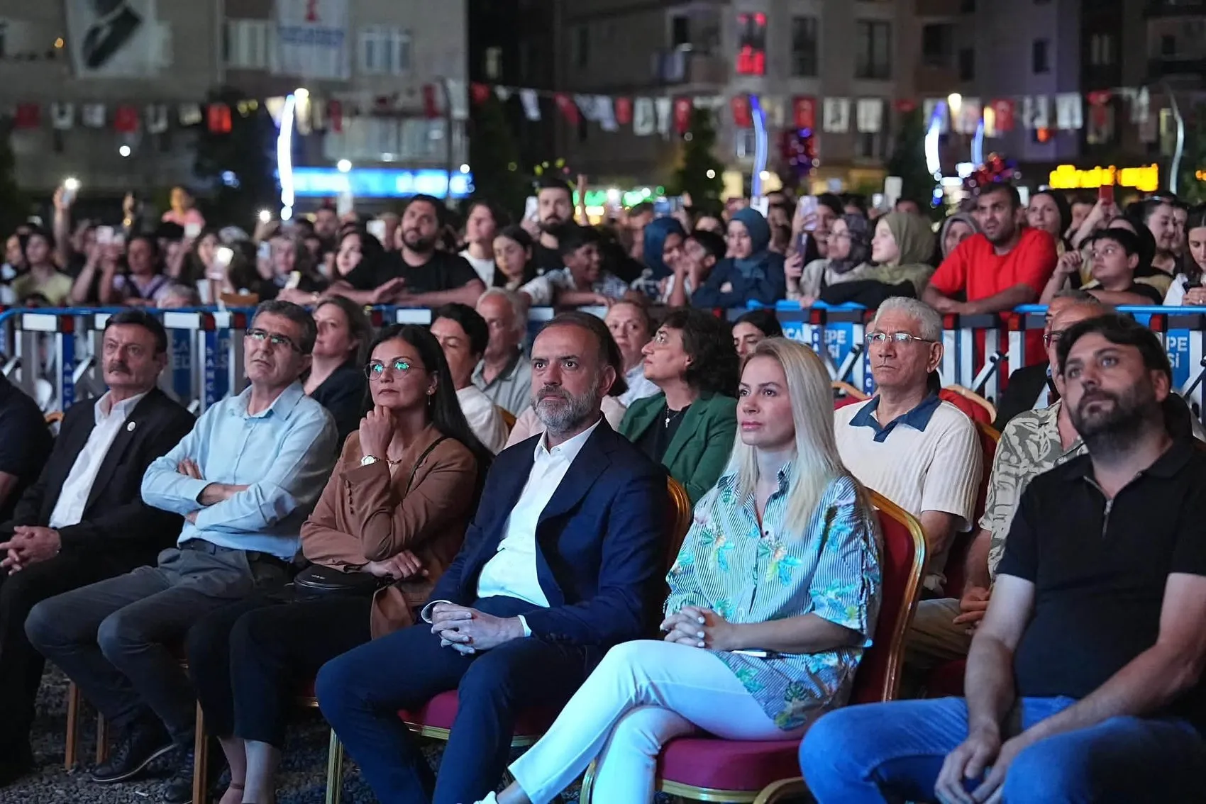 Sancaktepe'de festival ateşi yandı: Aydilge ve Seyfi Yerlikaya ile unutulmaz başlangıç