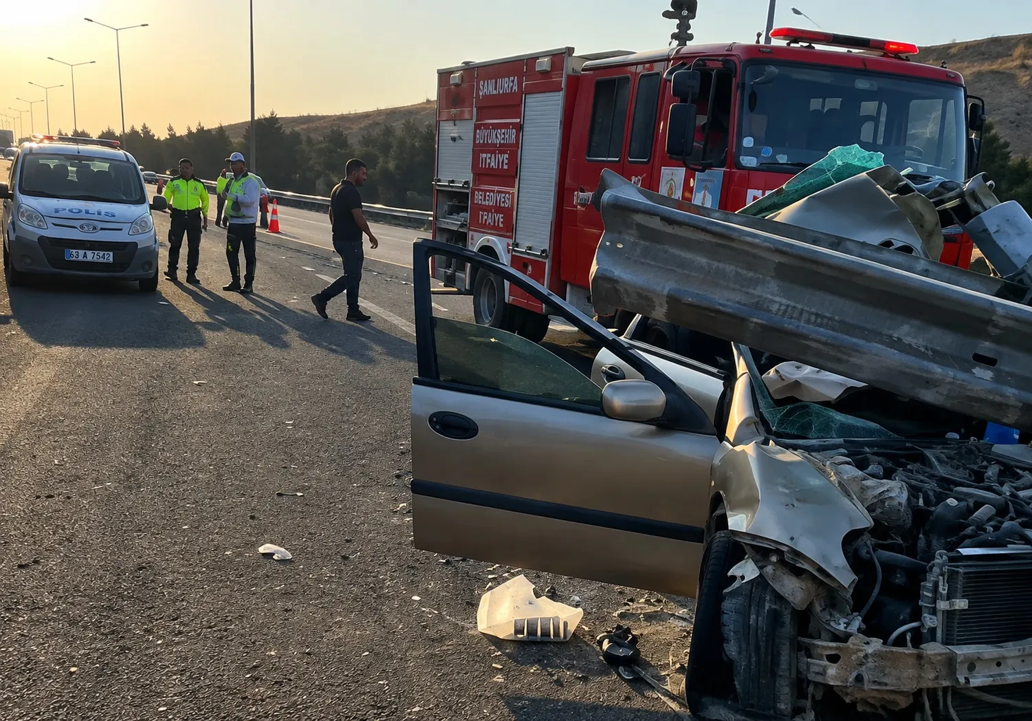 Şanlıurfa yolunda feci kaza 1 can kaybı