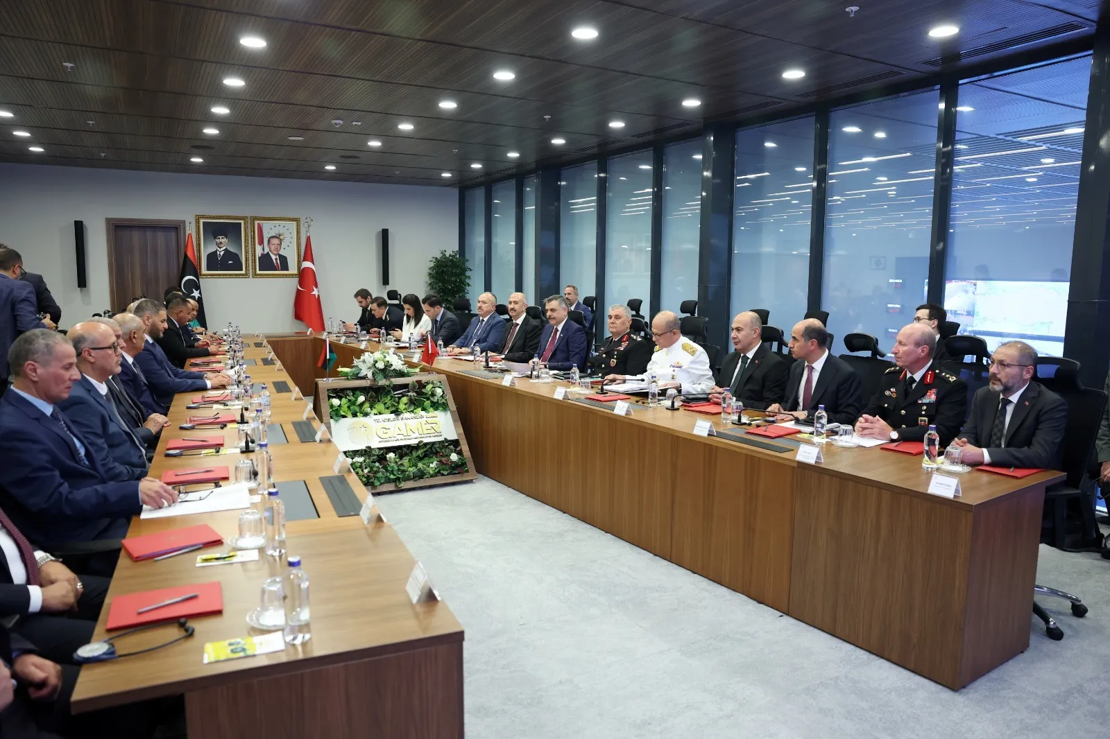 Ankara ve Trablus güvenlik hattını güçlendiriyor