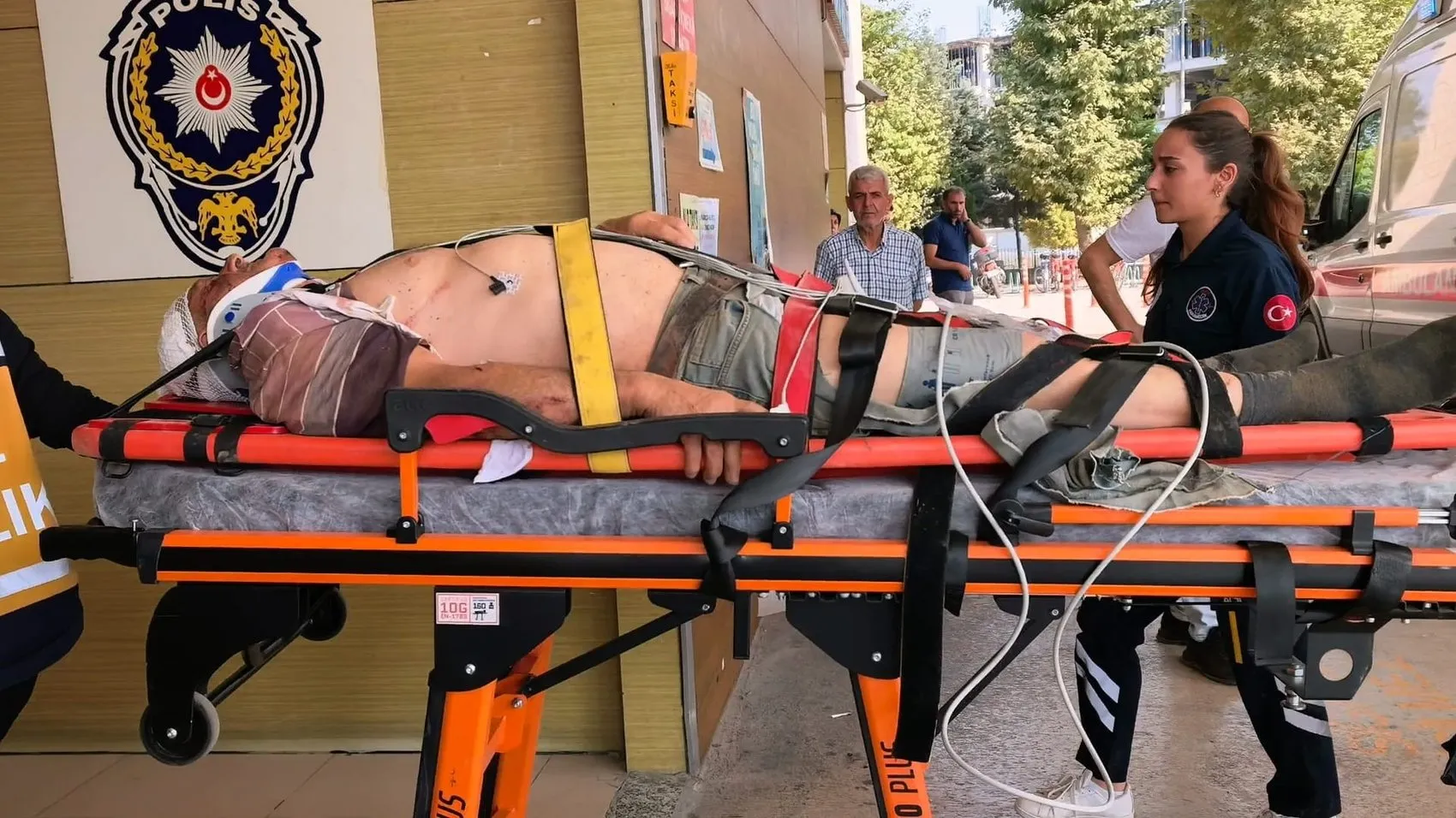 İnegöl ormanlarında traktör uçuruma yuvarlandı