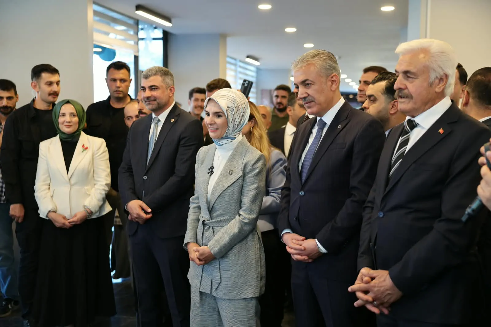 Mardin'de Bakan Göktaş'tan kadın ve aile merkezlerine tam destek