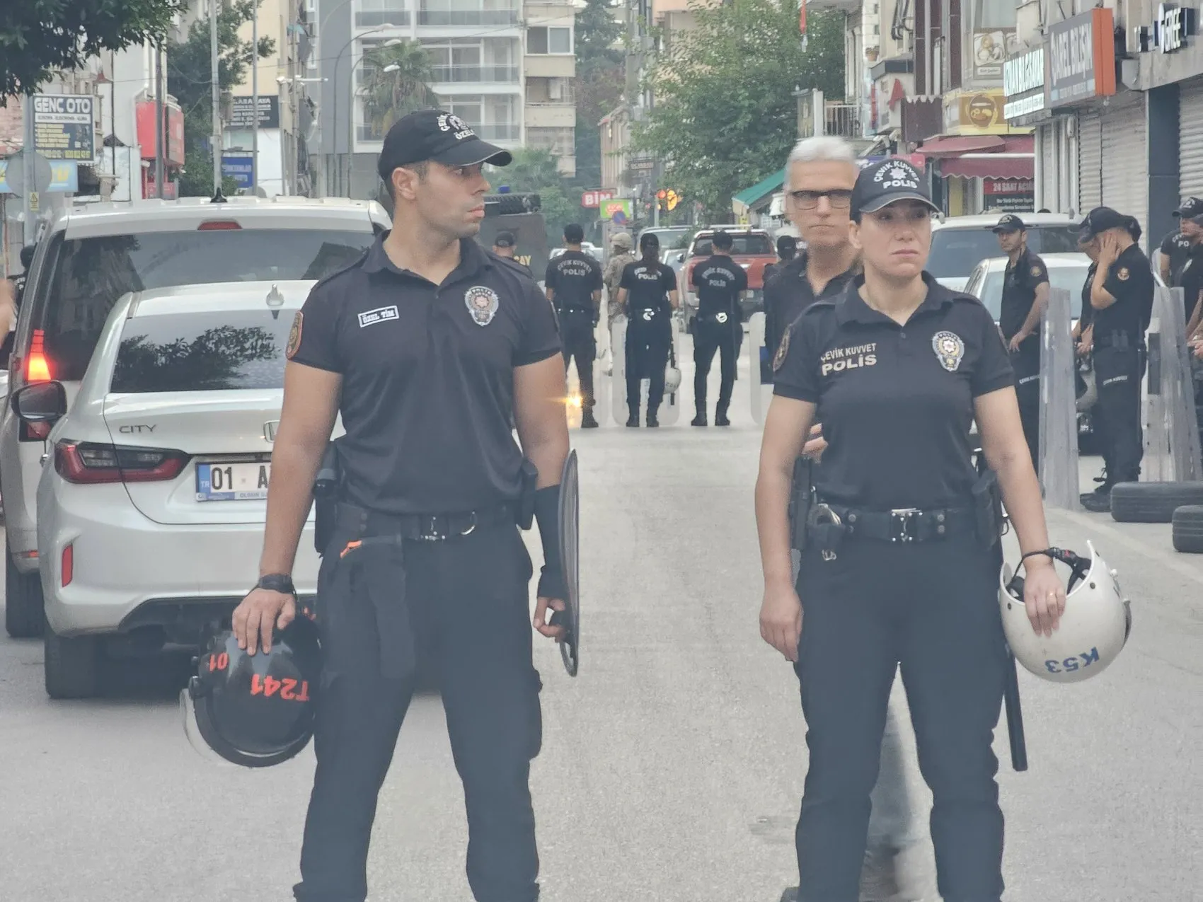 Adana'da Furkan Vakfı operasyonu Alparslan Kuytul gözaltına alındı