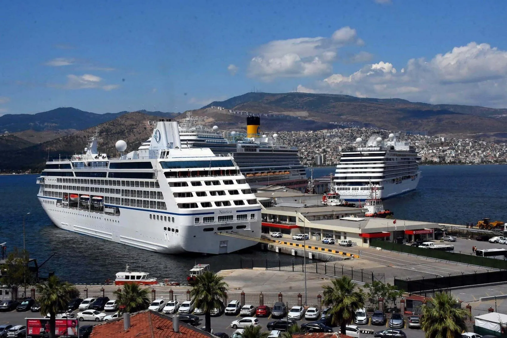 İzmir turizminde yabancı turist sayısı hızla yükseliyor