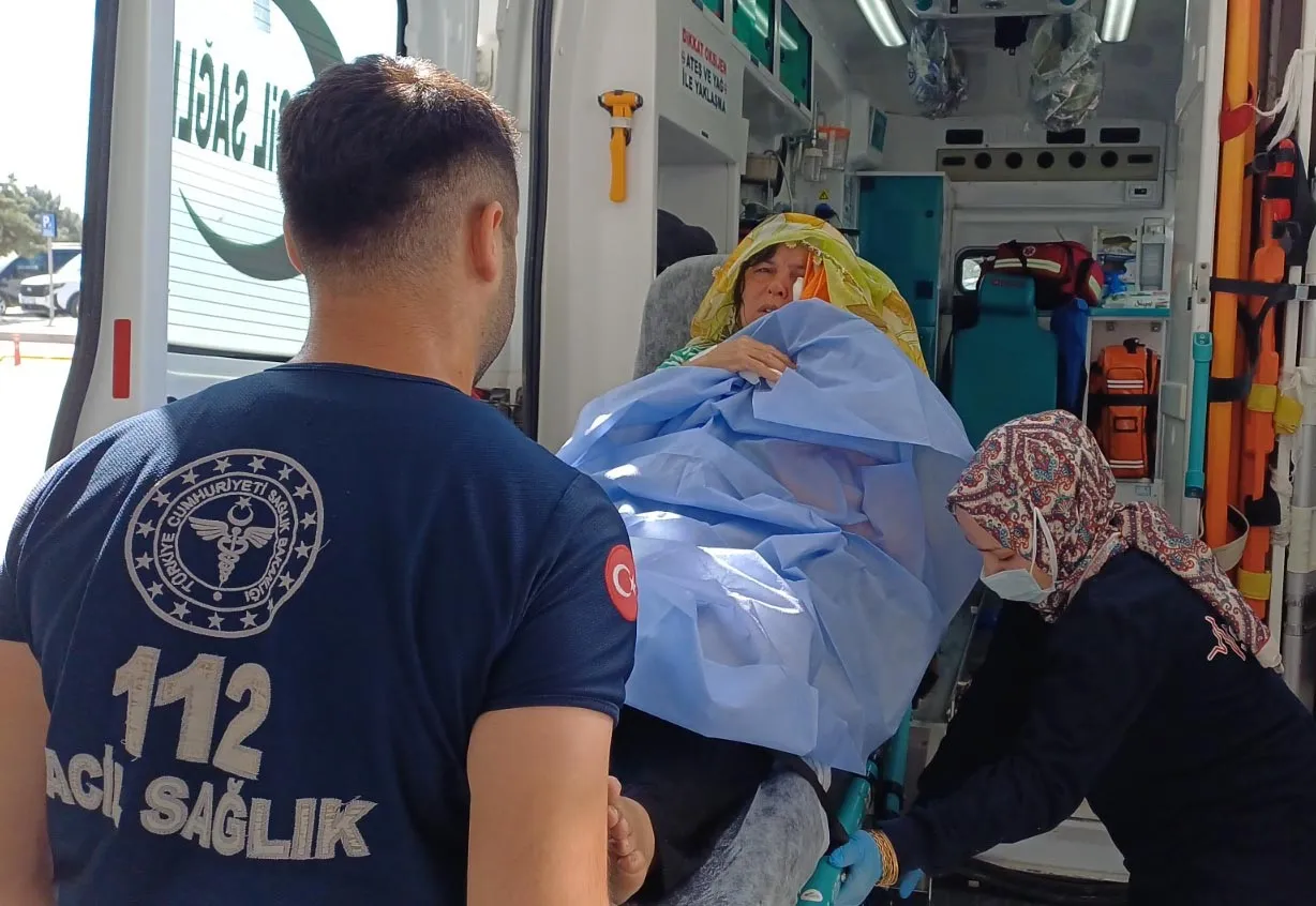 Aksarayda mutfakta düdüklü tencere kazası