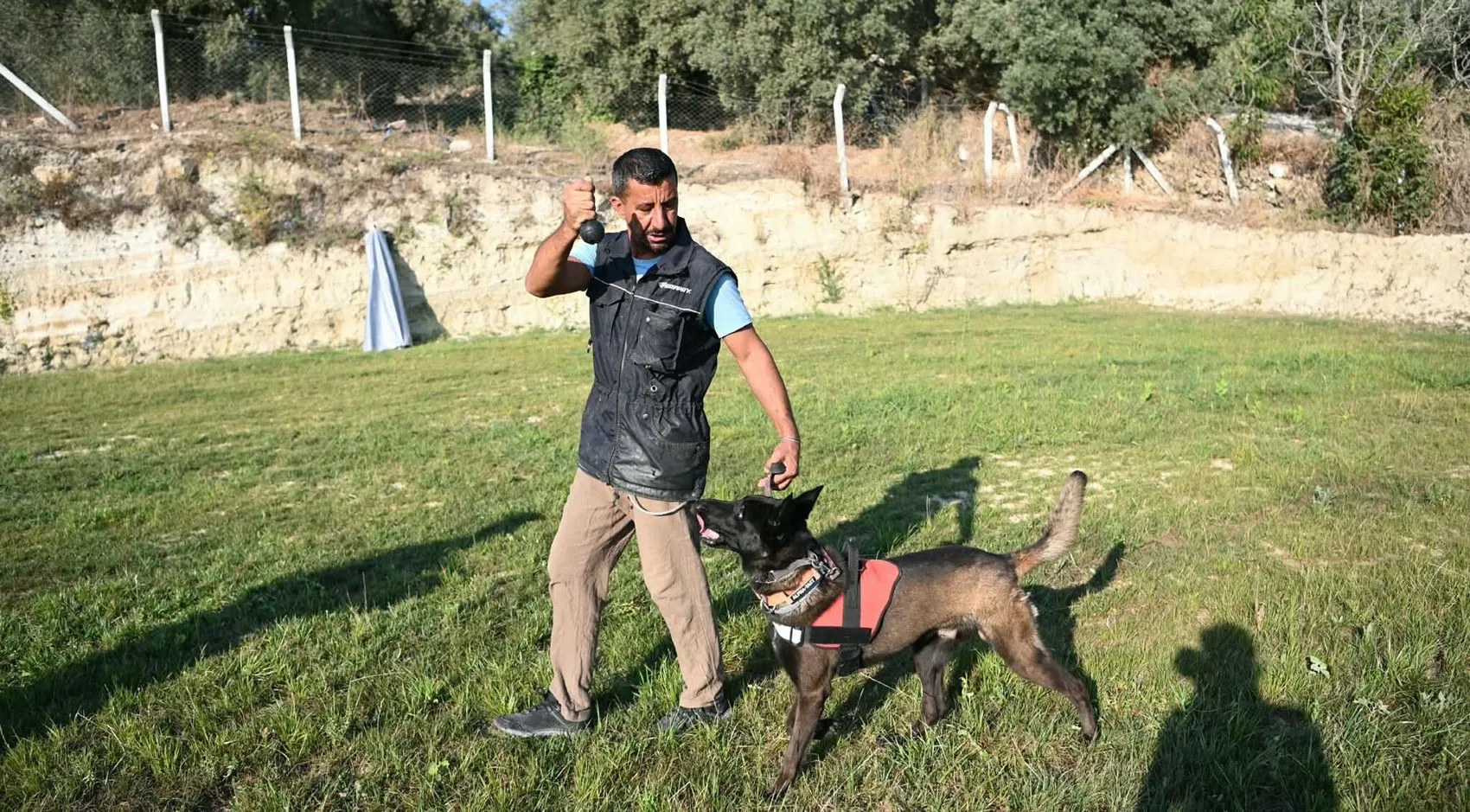 Enkaz altında umut olan görünmez kahramanlar