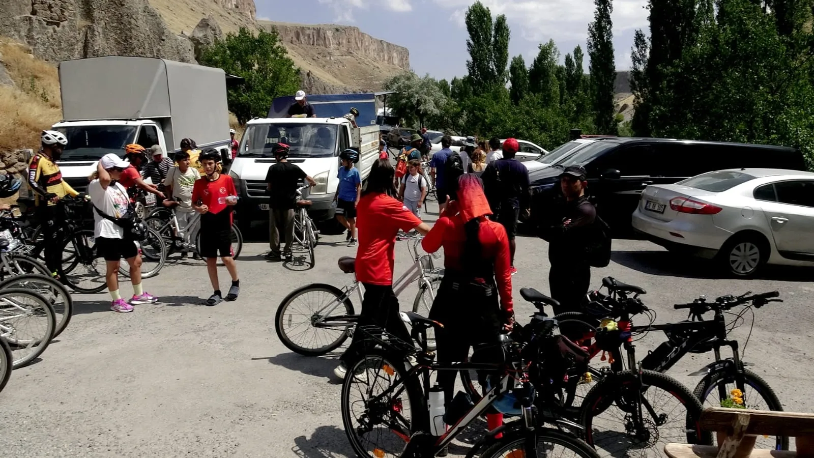 Soğanlı Vadisi’nde bağımlılığa karşı pedal çevirdiler