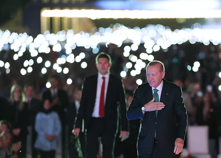 AK Parti 25 yaşında Erdoğan yeni dönemin mesajını verdi