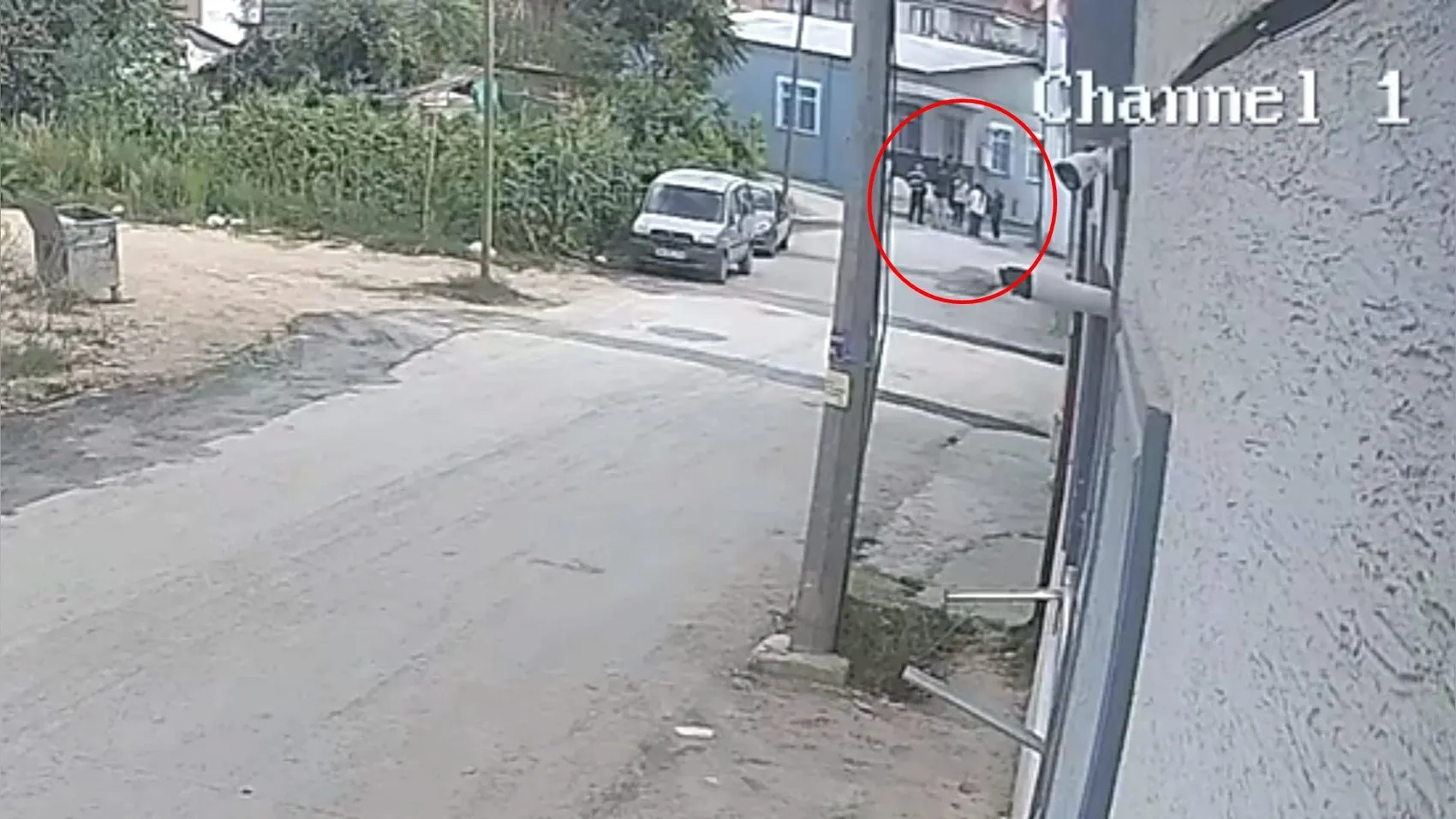 Bursa'da dehşet anları: Tartıştığı kiracısını evinin balkonundan vurdu