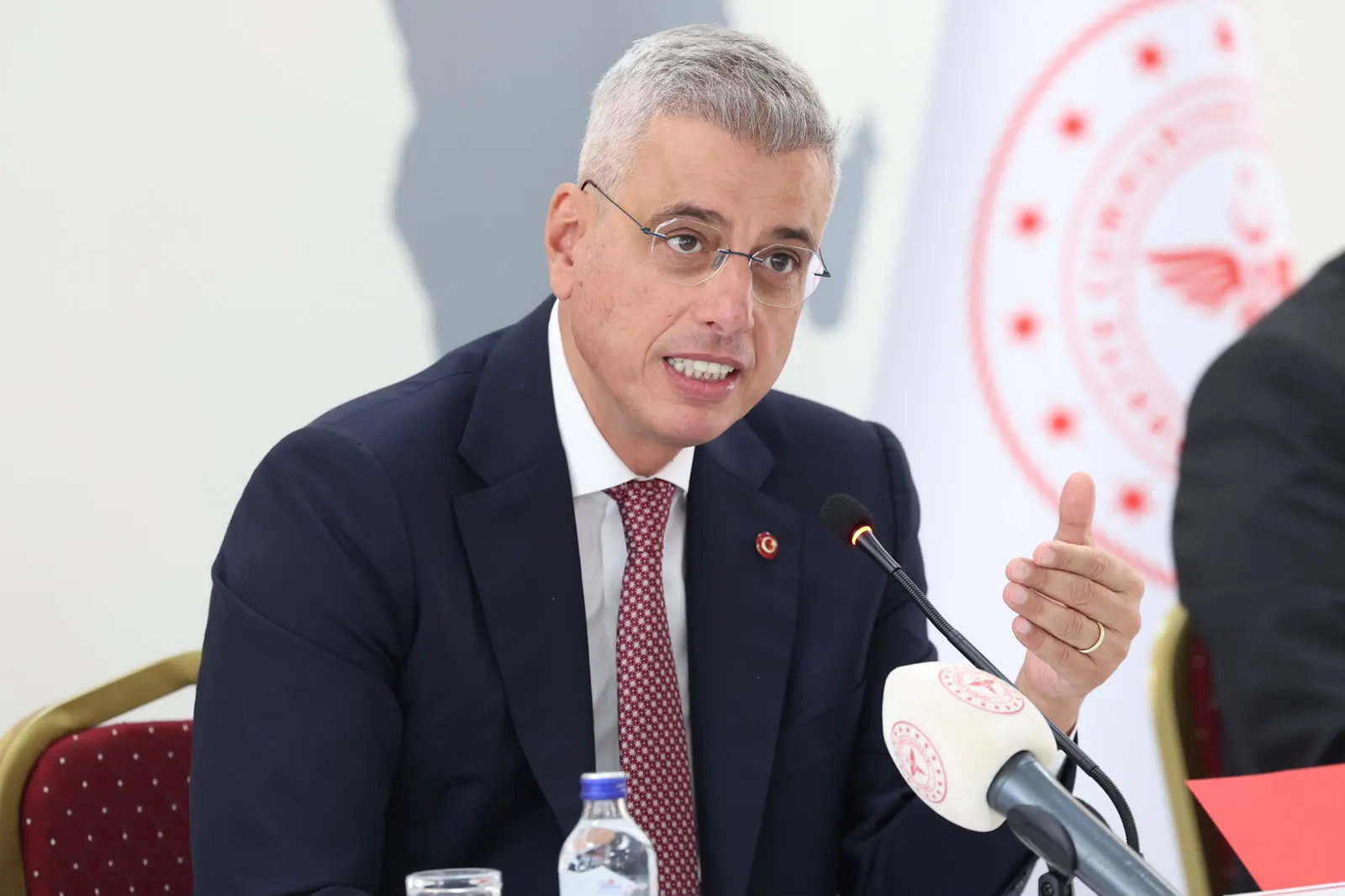 Bakan Memişoğlu SMA tedavileri ve yerli üretim için düğmeye bastı