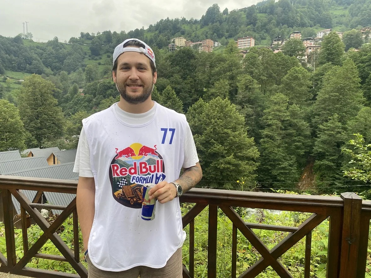 Rize’de tahta arabalar hız rekoru kırdı