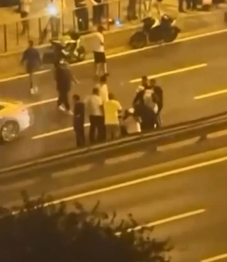 Motosiklet zincirleme kaza çıkardı Aynı noktada iki kaza, üç yaralı