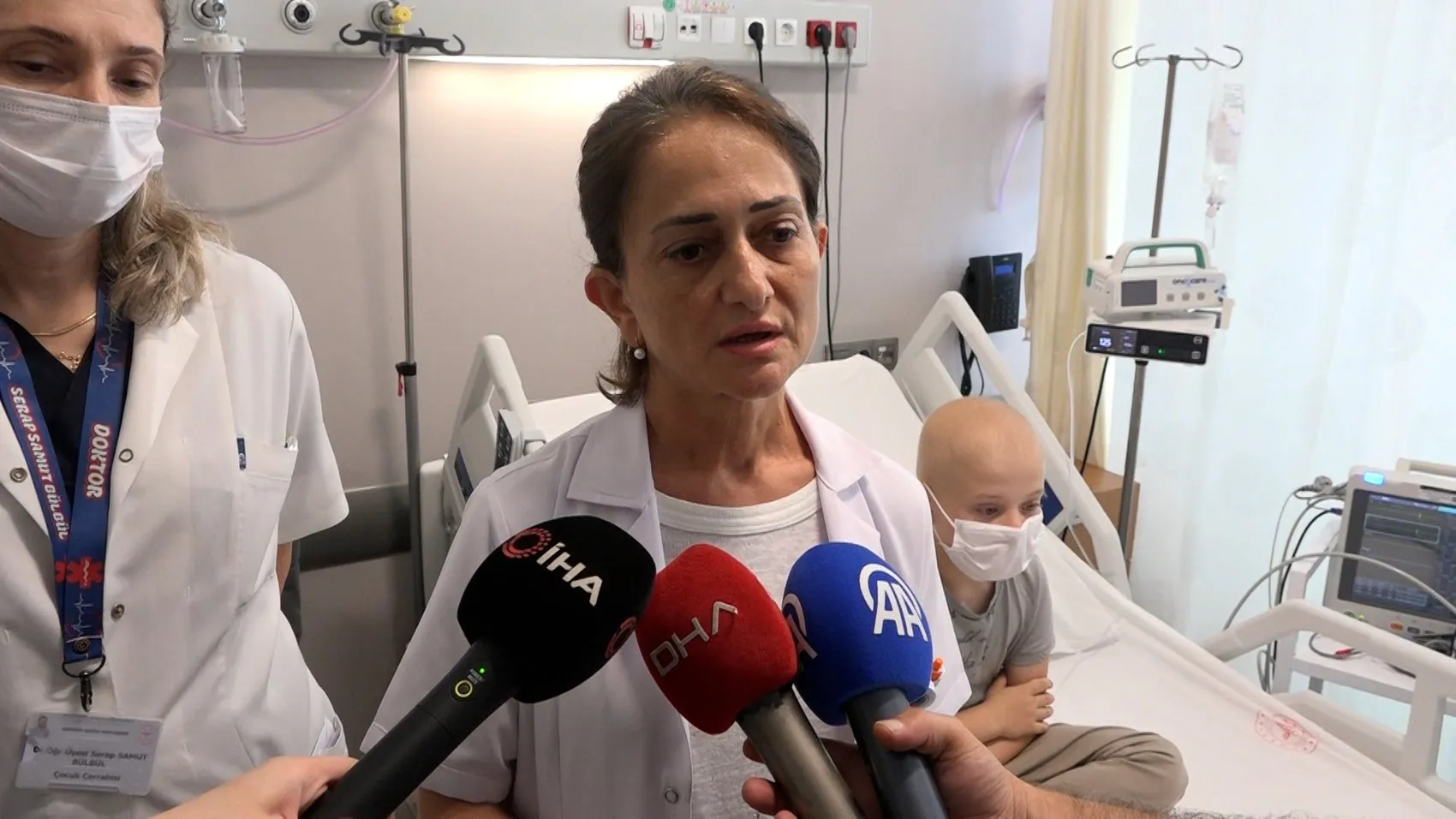 Karnındaki 20 santimlik tümörden kemoterapi ve ameliyatla kurtuldu